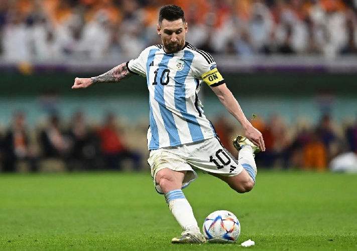 The best football player in the world — Messi is on first place