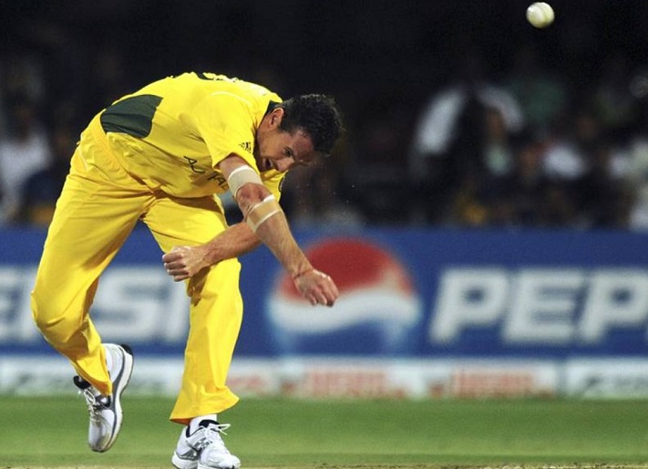 The best fast bowler with the fastest ball in the IPL history is Shaun Tait