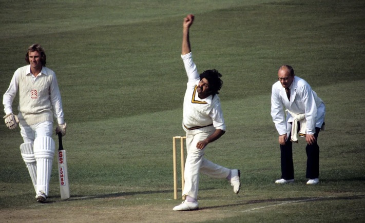 The best swing bowlers of the history of cricket — Safraz Nawaz took the second place