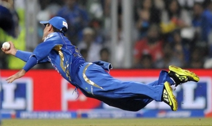IPL best catches all time — Ricky Ponting superman catch from IPL 2013
