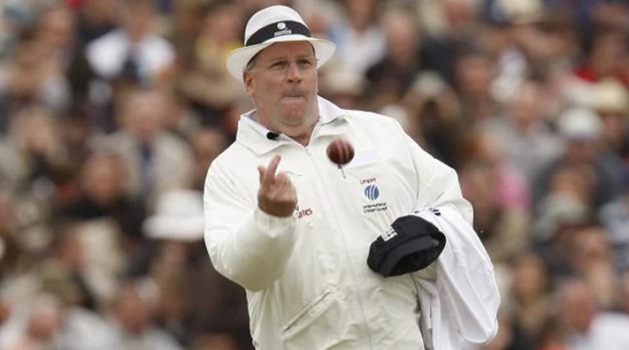 Best umpire in cricket from Australia — Darrell Hair