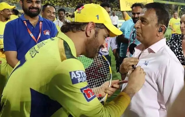 Best moments of IPL 2023 — MS Dhoni's autograph at Sunil Gavaskar's shirt