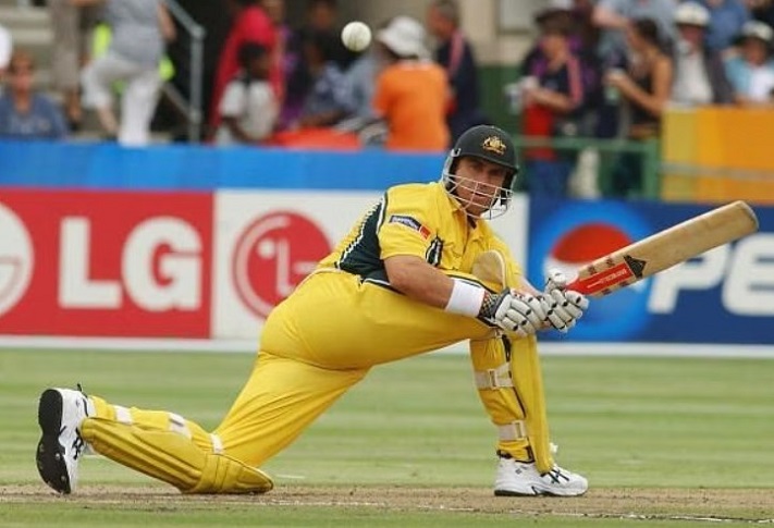 The best left handed batsman in the world — Australian Mathew Hayden is in the top 10